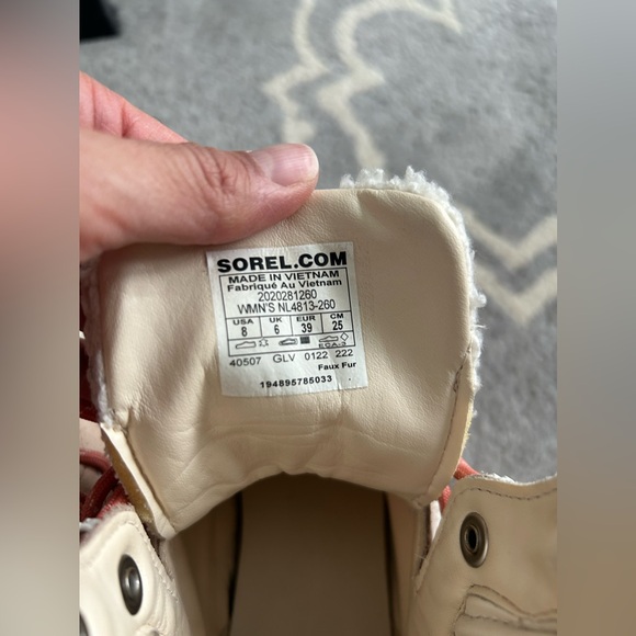 Sorel Fur Boots Size 8 Women’s - Picture 7 of 9